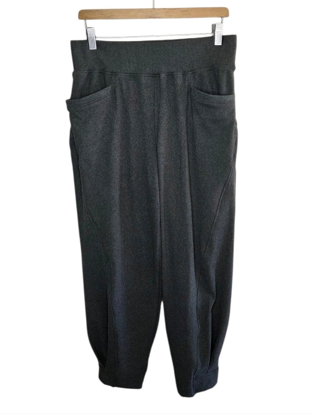 Rae Mode Dark Gray Pull-On Waist Sweatpants Size Medium Casual Cozy Weekend